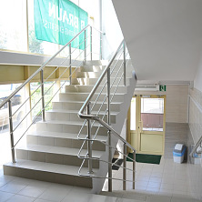 Реконструкция завершена на объекте, включая коридоры и лестничные площадки